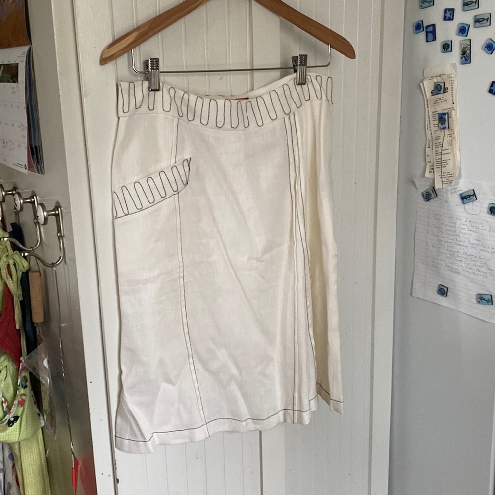 Beyond Threads White Cotton Loose Weave Skirt with Black Contrast Stitching